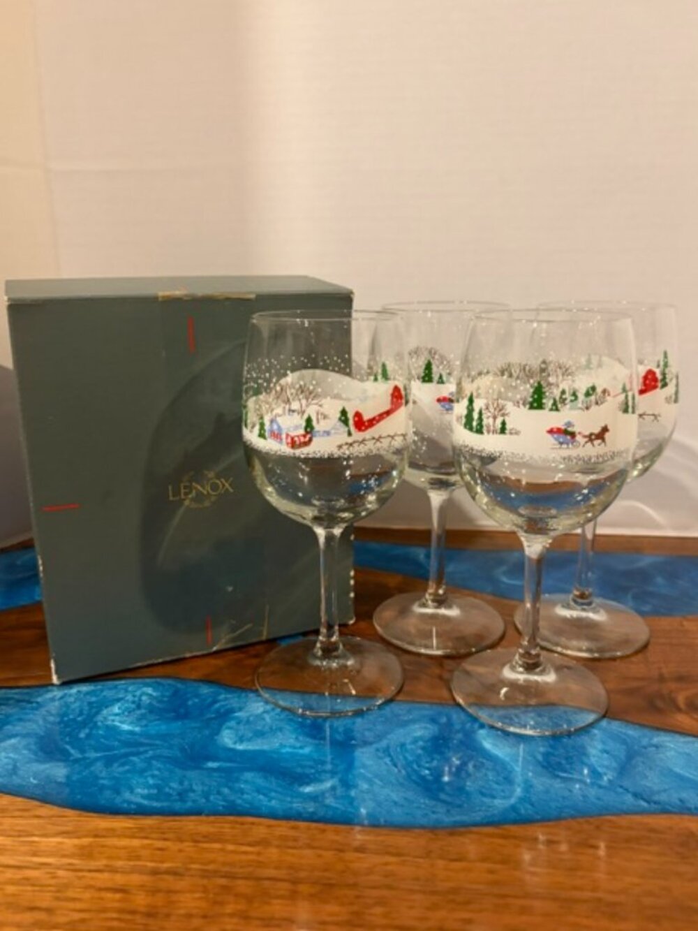 Set of 4 Lenox Sleighride 12oz Goblets Wine Glasses with Box